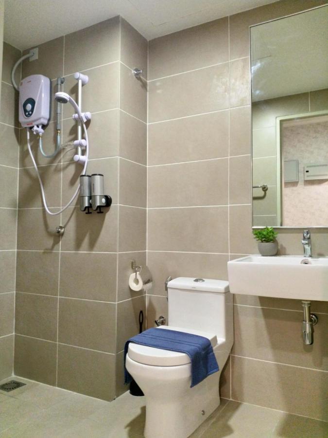 Kampung Baharu Sungai Buluh Dsara Comfy Near Hospital Sg Buloh By Adds 아파트 외부 사진